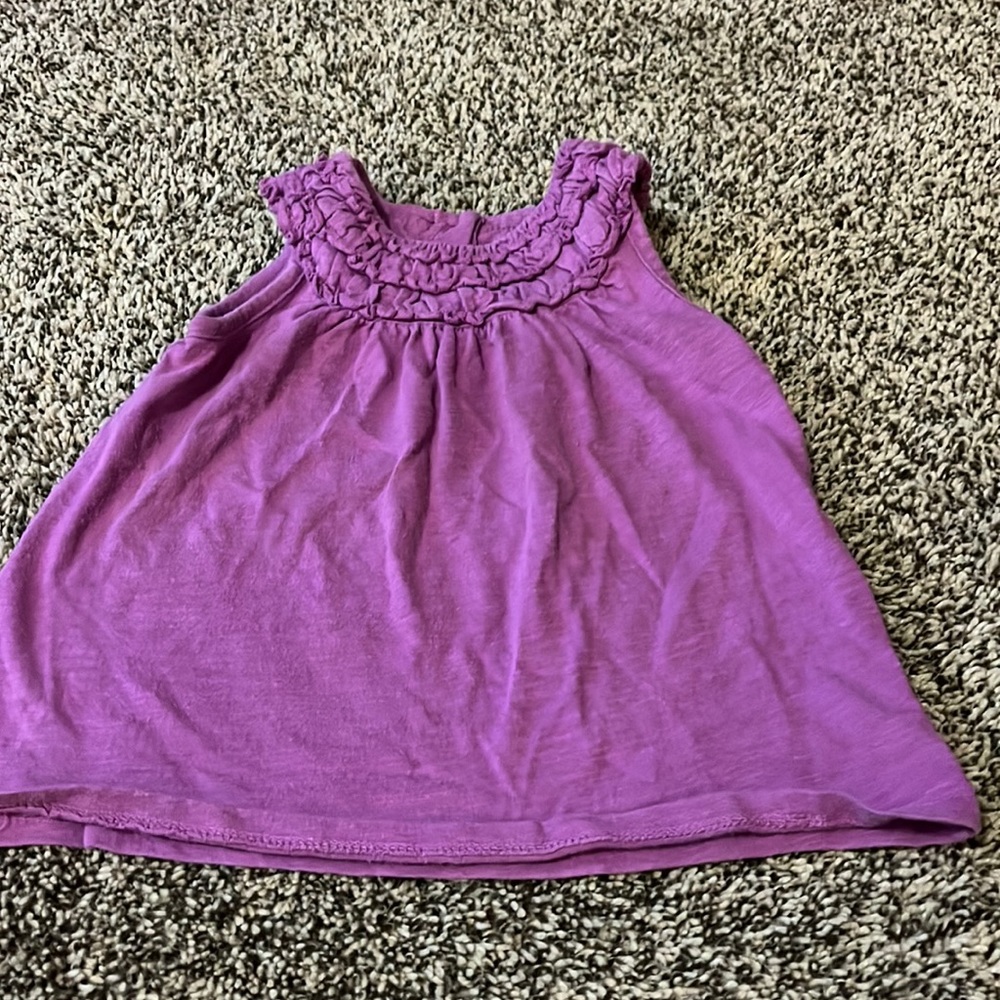 Old Navy top